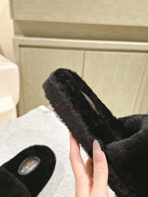 celi*e | ²⁰²4 𝐬𝐬  🤍🤎 Celine's new popular autumn and winter fur mop, with a one-to-one repl7ijho1fk - Image 5