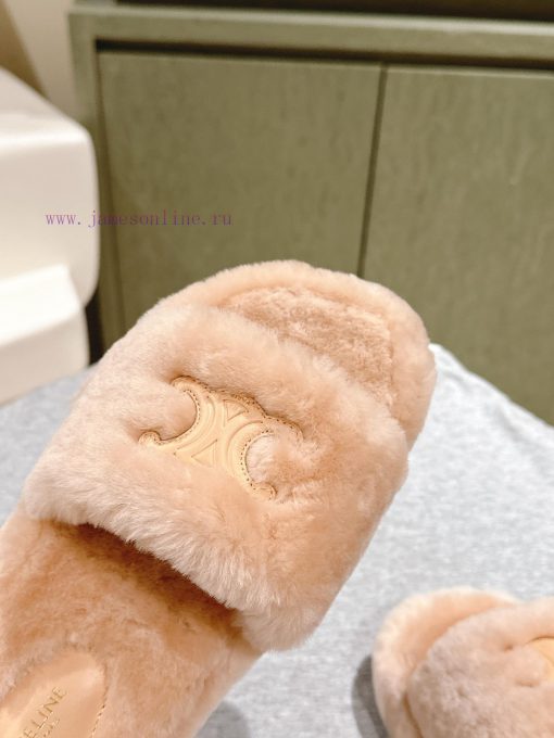 celi*e | ²⁰²4 𝐬𝐬  🤍🤎 Celine's new popular autumn and winter fur mop, with a one-to-one replzpqqfuf8 - Image 6