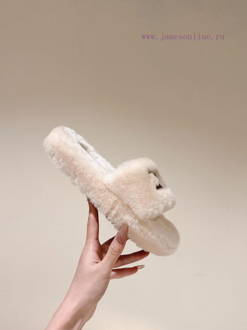 celi*e | ²⁰²4 𝐬𝐬  🤍🤎 Celine's new popular autumn and winter fur mop, with a one-to-one repl7yfhy0mn - Image 9