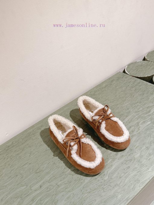 | ²⁰²4 𝐬𝐬  🤍🤎MIUMIU new American retro style wool integrated bean shoes~a must-have~casual pixzzj87 - Image 8