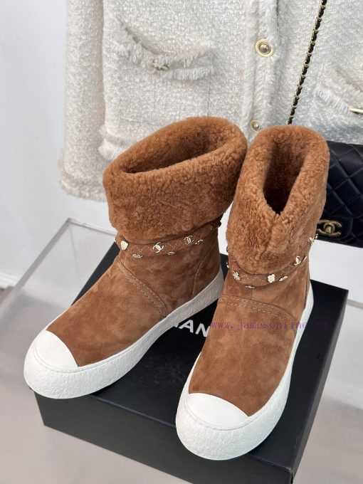 Chanel | Chanel Classic Autumn/Winter Double CThick soled snow bootsA pair of snow boots thaavr4yerg - Image 3