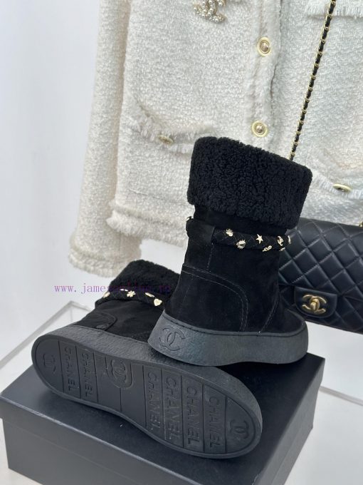 Chanel | Chanel Classic Autumn/Winter Double CThick soled snow bootsA pair of snow boots thayavb46zn - Image 10