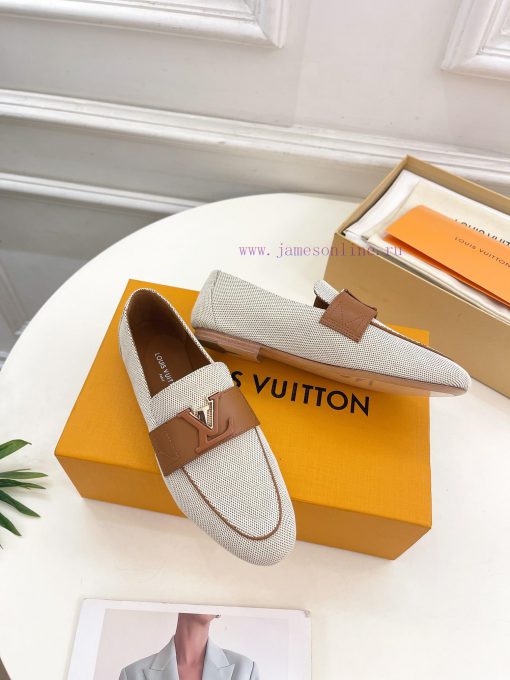 LV 2024 Early Autumn New Top Edition, featuring LV CAPRI flat bottomed loafers and hard goodvcyeks4t - Image 7