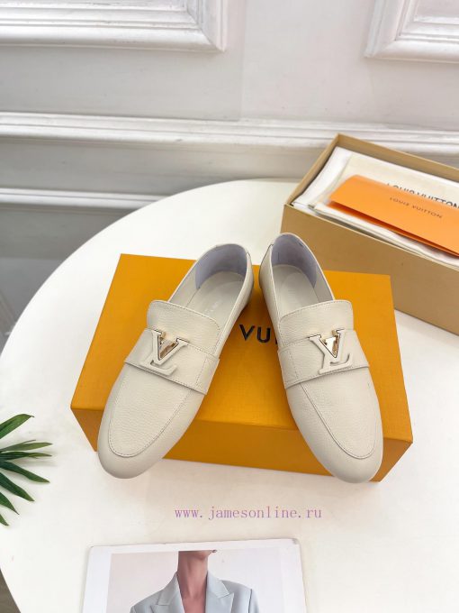 LV 2024 Early Autumn New Top Edition, featuring LV CAPRI flat bottomed loafers and hard good86z149ws - Image 2