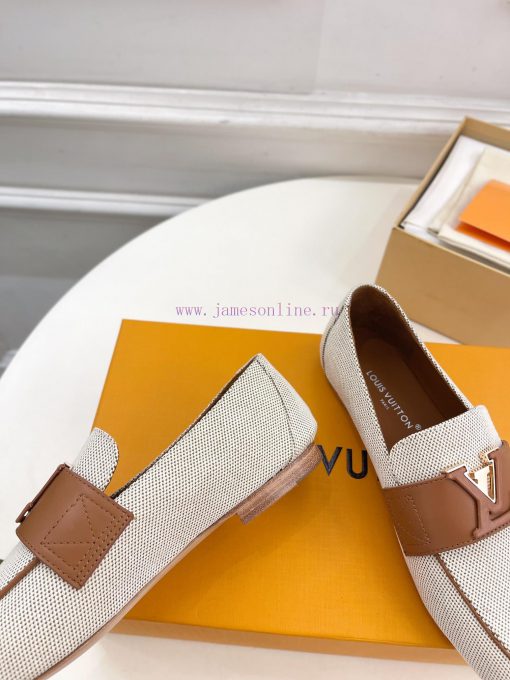 LV 2024 Early Autumn New Top Edition, featuring LV CAPRI flat bottomed loafers and hard goodvcyeks4t - Image 8