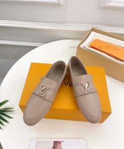 LV 2024 Early Autumn New Top Edition, featuring LV CAPRI flat bottomed loafers and hard goodnehjtnkr
