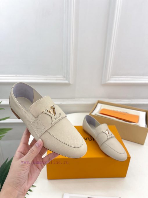 LV 2024 Early Autumn New Top Edition, featuring LV CAPRI flat bottomed loafers and hard good86z149ws - Image 7