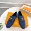 LV 2024 Early Autumn New Top Edition, featuring LV CAPRI flat bottomed loafers and hard goodr0o9dpib