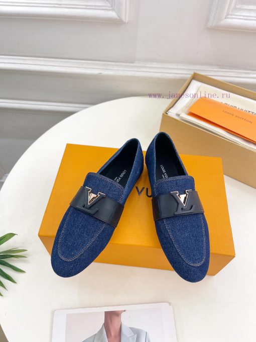LV 2024 Early Autumn New Top Edition, featuring LV CAPRI flat bottomed loafers and hard goodr0o9dpib - Image 2