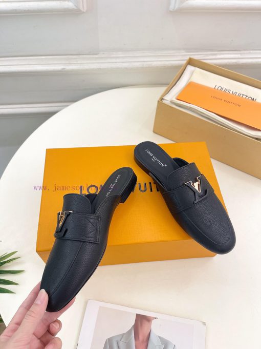 LV 2024 Early Autumn New Top Edition, featuring LV CAPRI flat bottomed open heel loafers and7bobmx0a - Image 3