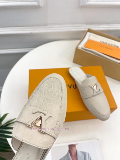 LV 2024 Early Autumn New Top Edition, featuring LV CAPRI flat bottomed open heel loafers andmi66j3pf - Image 7