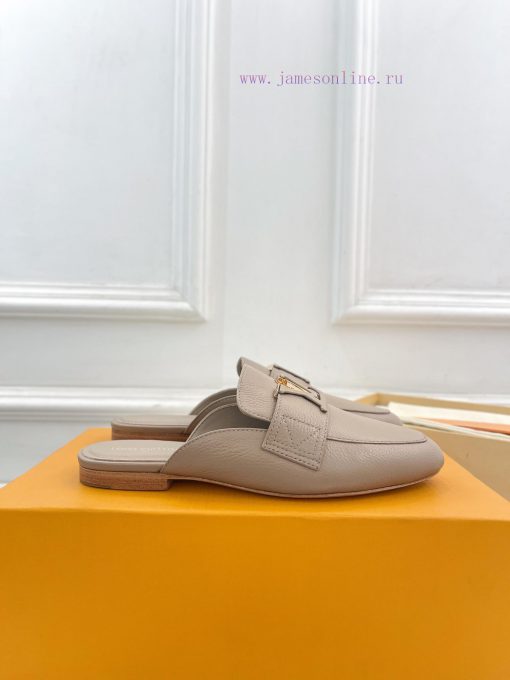 LV 2024 Early Autumn New Top Edition, featuring LV CAPRI flat bottomed open heel loafers andmwnevsv0 - Image 4