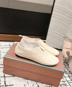 𝐋𝐨𝐫𝐨𝐏𝐢𝐚𝐧𝐚 Top of the line Nuoyou Ya new flat shoes, one foot flat shoes focus on soft and conq98wanm