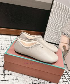 𝐋𝐨𝐫𝐨𝐏𝐢𝐚𝐧𝐚 Top of the line Nuoyou Ya new flat shoes, one foot flat shoes focus on soft and co0jey1box