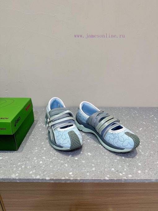 Kiko Kostadinov collaborates with Heaven by Marc Jacobs and ASICS to create a shoe model foryjtz9bvx - Image 5