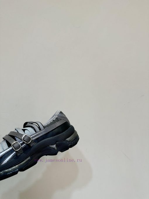 Kiko Kostadinov collaborates with Heaven by Marc Jacobs and ASICS to create a shoe model form7w0f1ir - Image 8
