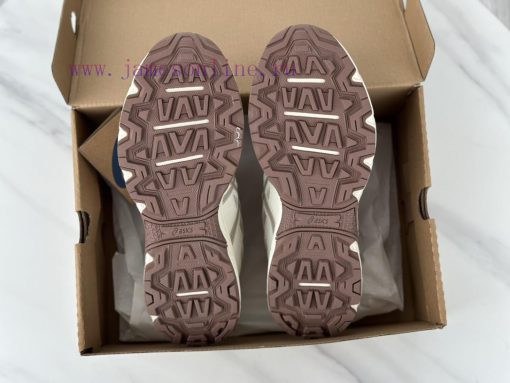 Couple style, athletic shoe size Asics GEL-VENTUREM6 running shoes are a versatile choice fo9o7v67yy - Image 9