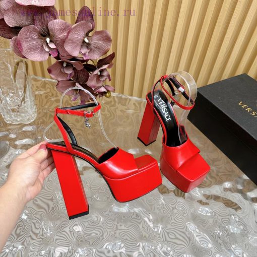 Versace 2024 Spring/Summer New Waterproof Platform Thick Bottom Simultaneous Release————————ygntspii - Image 9