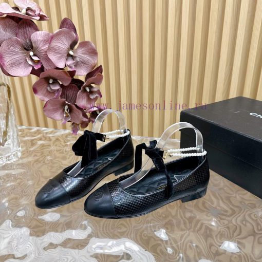 𝐂𝐇𝐀𝐍𝐄𝐋 | Chanel pearl chain paired with bow Mary Jane single shoes————————————High qualityThu6pku06j - Image 9