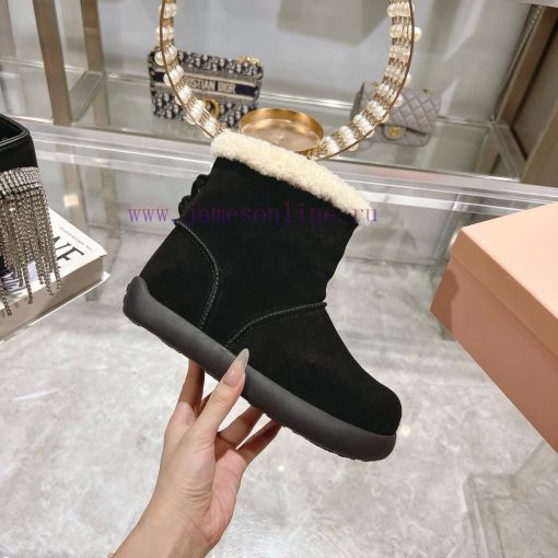 MiuMiu 2024 Autumn/Winter Fashion Style Strapped Wool Short Boots Snow Boots Fury ShoesFrequb5gt42zo - Image 8