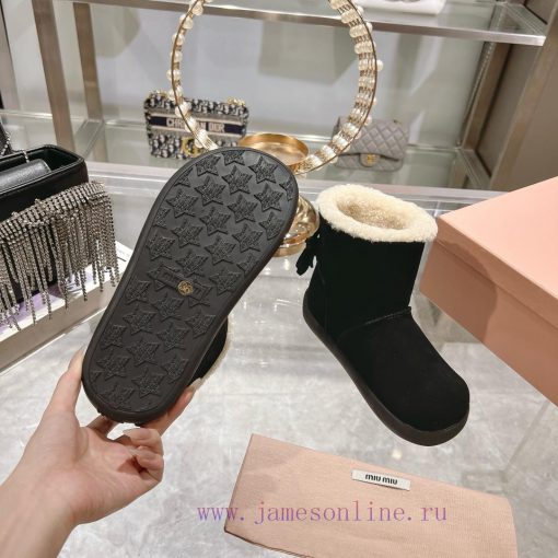 MiuMiu 2024 Autumn/Winter Fashion Style Strapped Wool Short Boots Snow Boots Fury ShoesFrequb5gt42zo - Image 10