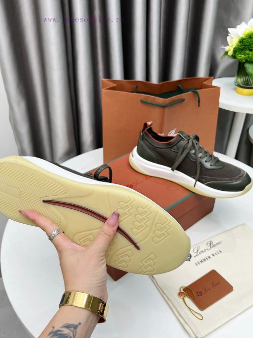 This sports shoe redefines the iconic 360LP from a modern perspective, featuring a new exterz8h7txcr - Image 9