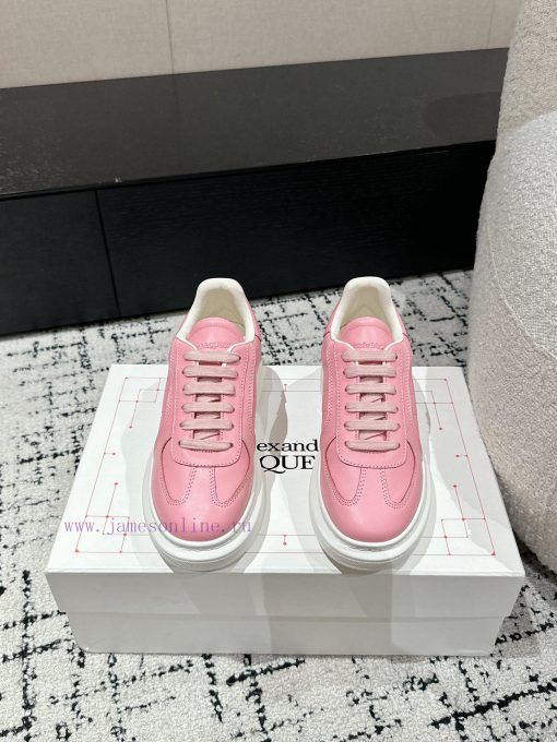 Top tierAIexanderMcQueen 24/Latest Couple Thick Bottom Casual White ShoesOriginal developmen4lspknzd
