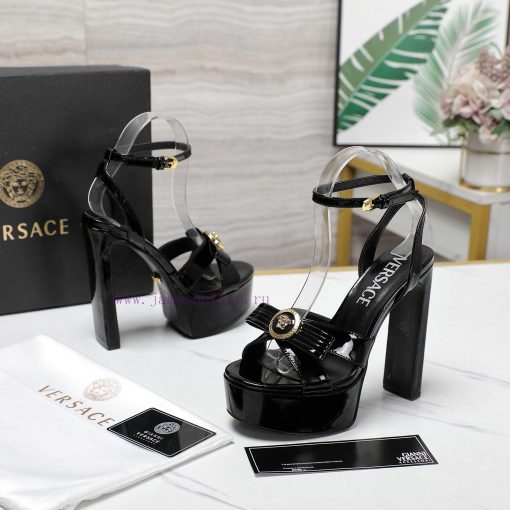 Versace fashion show new [celebration] [celebration] [celebration] Medusa new waterproof plawtj067p8 - Image 6