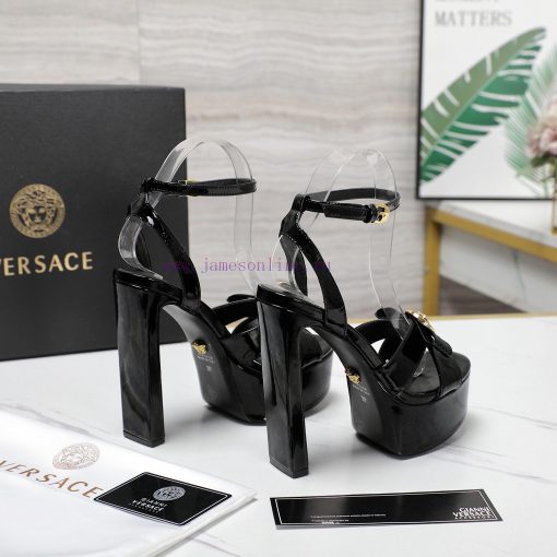 Versace fashion show new [celebration] [celebration] [celebration] Medusa new waterproof plawtj067p8 - Image 8