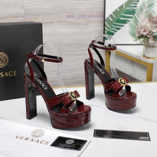 Versace fashion show new [celebration] [celebration] [celebration] Medusa new waterproof plaat9bmun3