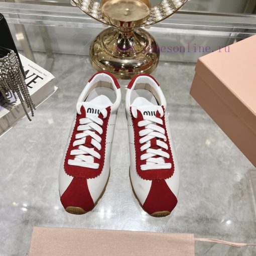 MiuMiu 25 new casual shoes are comfortable, breathable, simple, retro and fashionable on the2gfdjm7p