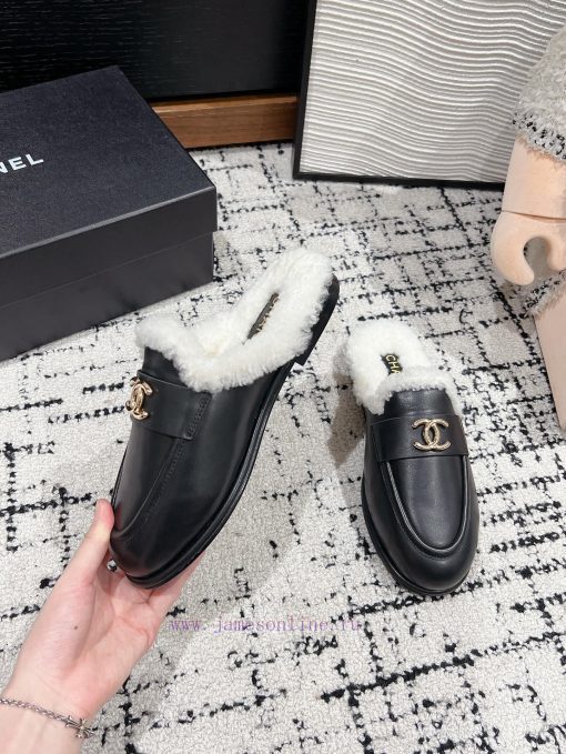 Top qualitychanel ss24new arrival～Chanel 2024 Autumn/Winter New Double C-Button Woolen DragFf9bsqtxb - Image 7