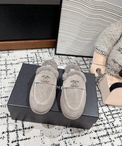 Top qualitychanel ss24new arrival～Chanel 2024 Autumn/Winter New Double C-Button Woolen DragFq9bqx529