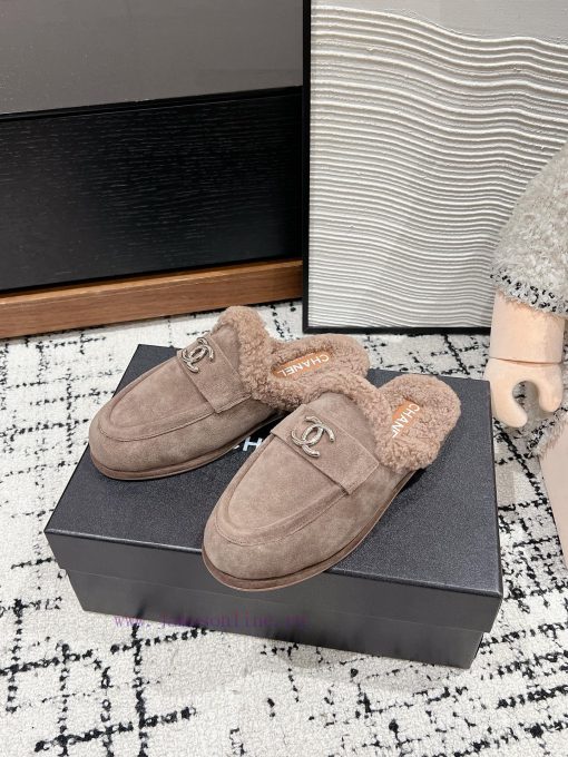 Top qualitychanel ss24new arrival～Chanel 2024 Autumn/Winter New Double C-Button Woolen DragFwrbvrjau - Image 5