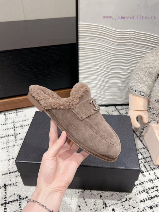Top qualitychanel ss24new arrival～Chanel 2024 Autumn/Winter New Double C-Button Woolen DragFwrbvrjau - Image 7