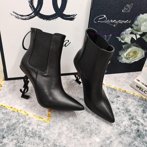 New - YSLlogo letter and elastic band short bootsImported original cowhide/patent leather upyj34mx7p