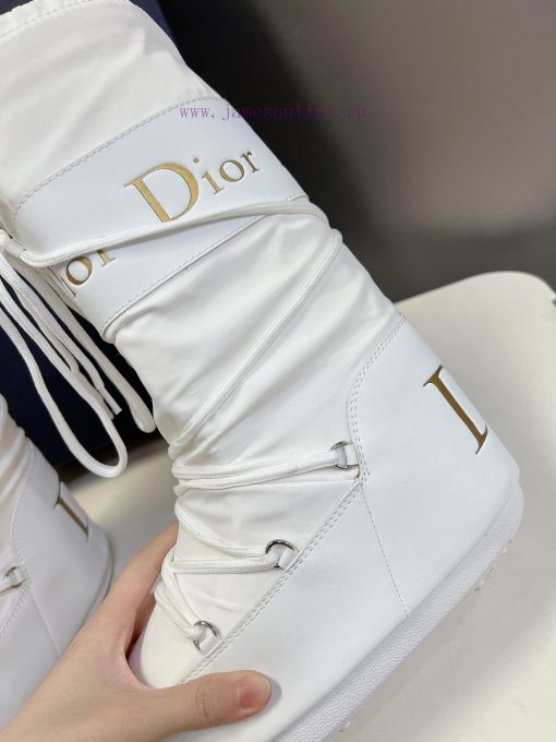 Dior's new autumn and winter down boots and ski shoes are very popular this year. The classitj0a6hdw - Image 9