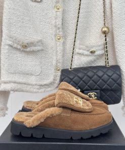 Chanel | Chanel Classic backpack buckle flip coverThick bottomed wool semi trailerI can't liize7vliz