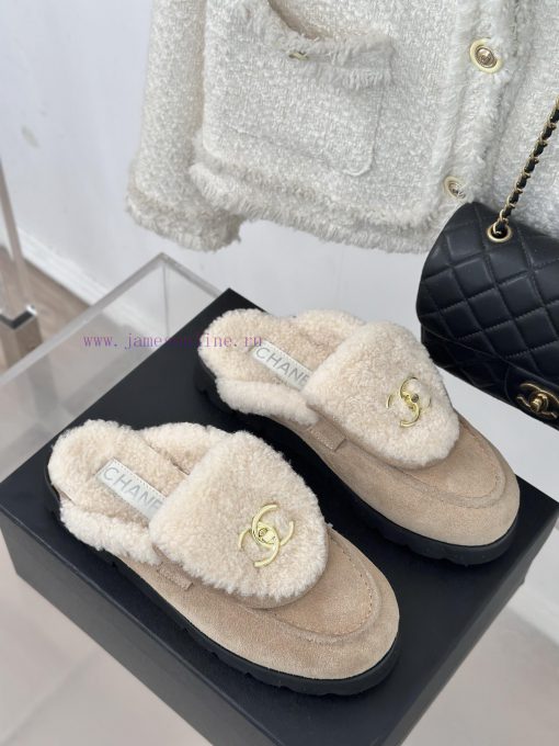 Chanel | Chanel Classic backpack buckle flip coverThick bottomed wool semi trailerI can't li9vqdiy84 - Image 4