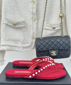 CHANEL THONGS is 25C Spring/SummerRunway flip flopsSummer flip flops inexplicably make peoplhafpkgfb