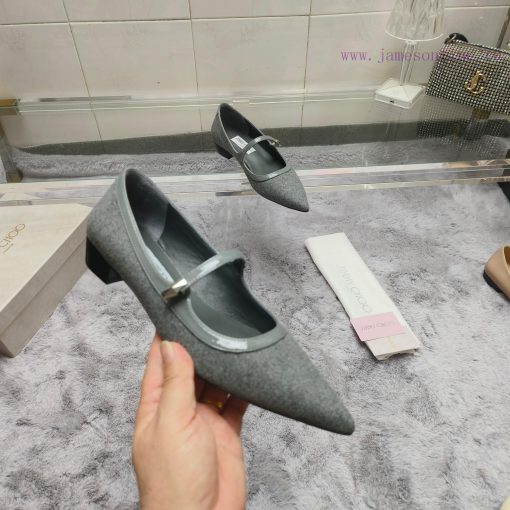 JIMMY CHOO Versatile Charm High Heels, made of brushed leather material to achieve the class69qp4c0j - Image 7