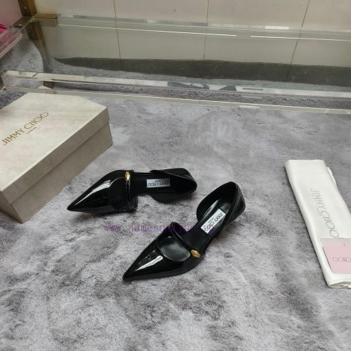 JIMMY CHOO Versatile Charm High Heels, made of brushed leather material to achieve the classlszo288h