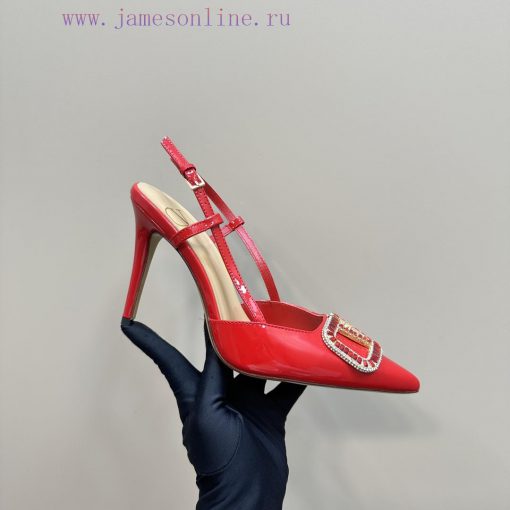𝑉𝐴𝐿𝐸𝑁𝑇𝐼𝑁𝑂 Warren rhinestone V-button sandals, the latest series from V Home, can be said to fn31xg1z - Image 8