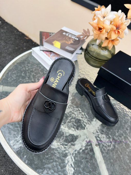 Yuan ️𝗖𝗛𝗔𝗡𝗘𝗟𝟐 4B Chanel high school retro loafersChanel's Granny Chanel is a big head loafer07krqg1d