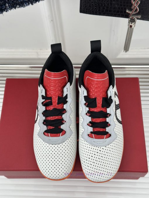 Valentino Chromathon retro strap sneakersA beautiful shoe that big stars and internet celebr26qoi4jq - Image 5