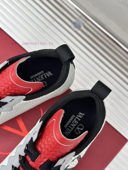 Valentino Chromathon retro strap sneakersA beautiful shoe that big stars and internet celebr26qoi4jq - Image 9