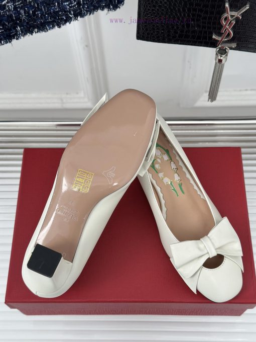 Valentino/Valentino 25ss Early SpringNew Butterfly Knot Single ShoesHighly recognizable pershzvshh5c - Image 10