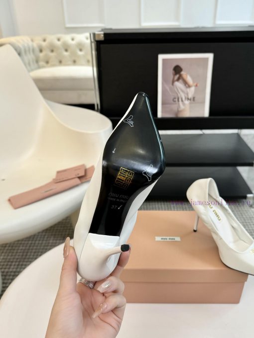 High heelsMiu Miu 24ss autumn and winter Blok small square toe loafersThis Brock shoe featurs69v40cm - Image 7
