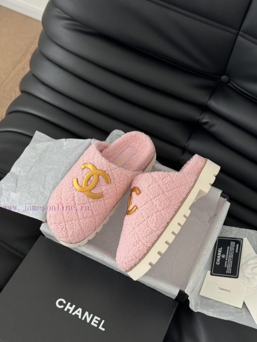 Chanel 24B new fur slippersThis fur mop is really cuteSoft and fluffy fur, comfortable and w25n56ill - Image 3