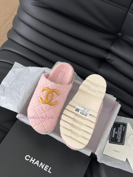 Chanel 24B new fur slippersThis fur mop is really cuteSoft and fluffy fur, comfortable and w25n56ill - Image 4